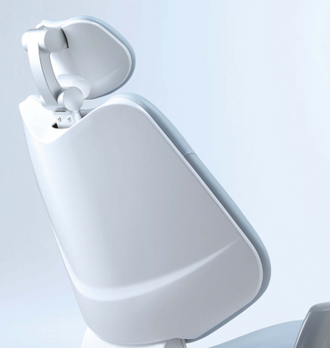 Стоматологічна установка Takara Belmond «EURUS» з гідравлічним кріслом та нижнім підведенням шлангів.